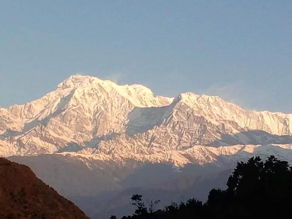 Hotel High Ground Inn Sarangkot Pokhara Extérieur photo