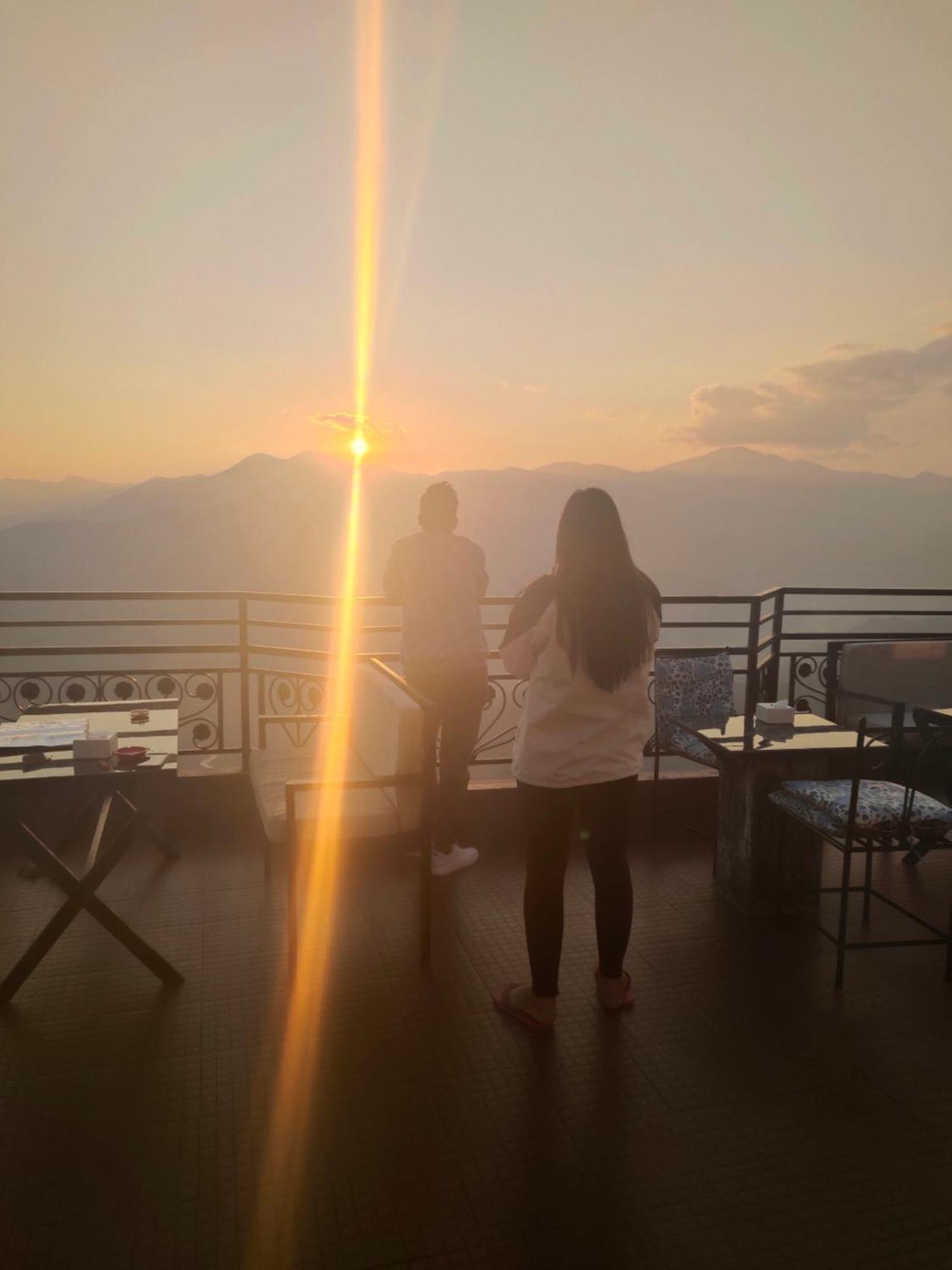 Hotel High Ground Inn Sarangkot Pokhara Extérieur photo